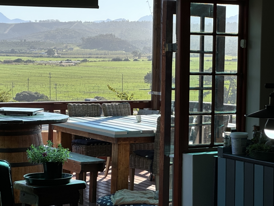 4 Bedroom Property for Sale in Fraaiuitsig Western Cape